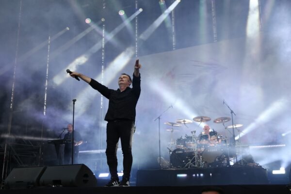Crónica Rock Imperium Día 3: Blind Guardian y The Cult lideran una jornada de contrastes