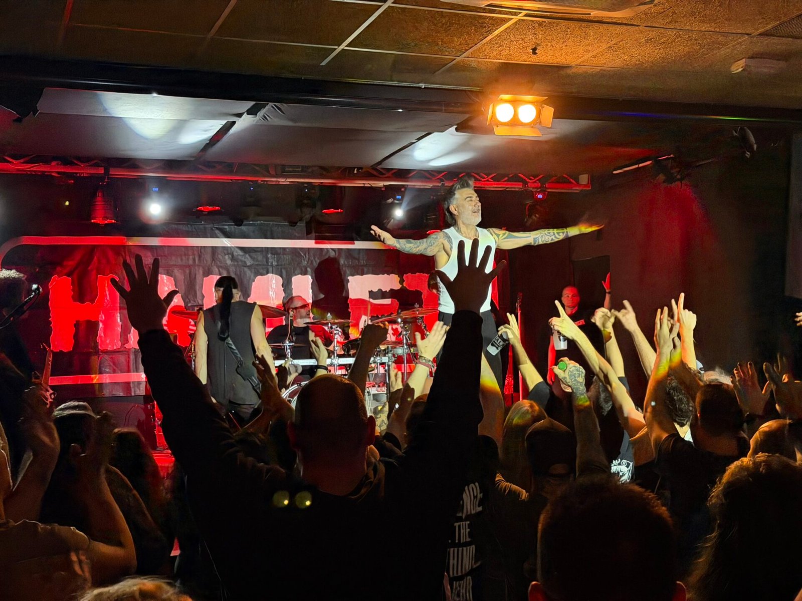 Hamlet descarga en Castellón demostrando que están en plena forma y les queda cuerda para rato