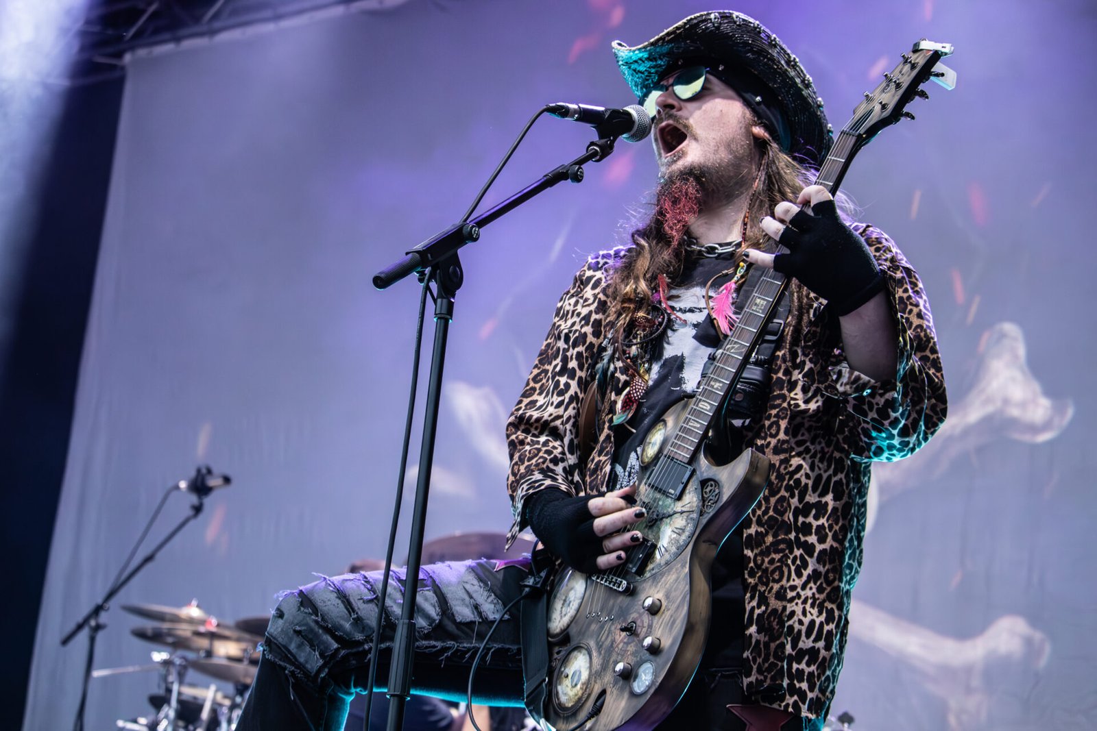 Víctor de Andrés estrena nuevo single y videoclip: “Hasta que te explote el corazón”