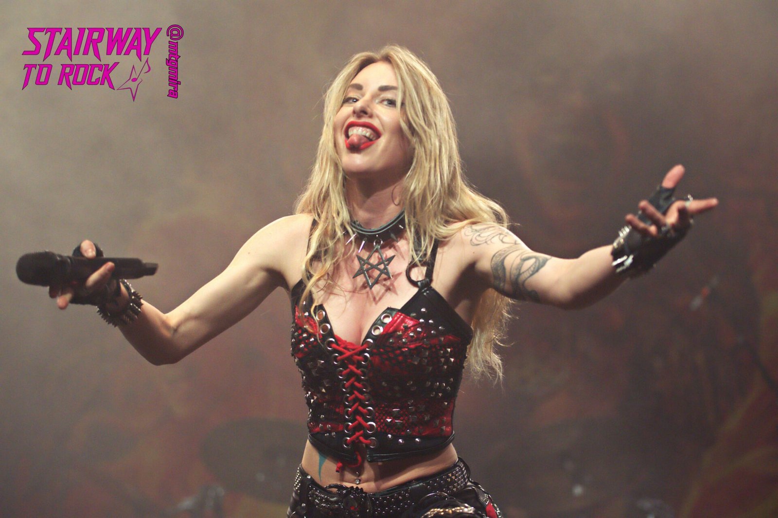 Noche de brujas y martillos: Burning Witches y Hammer King azotan Salamandra