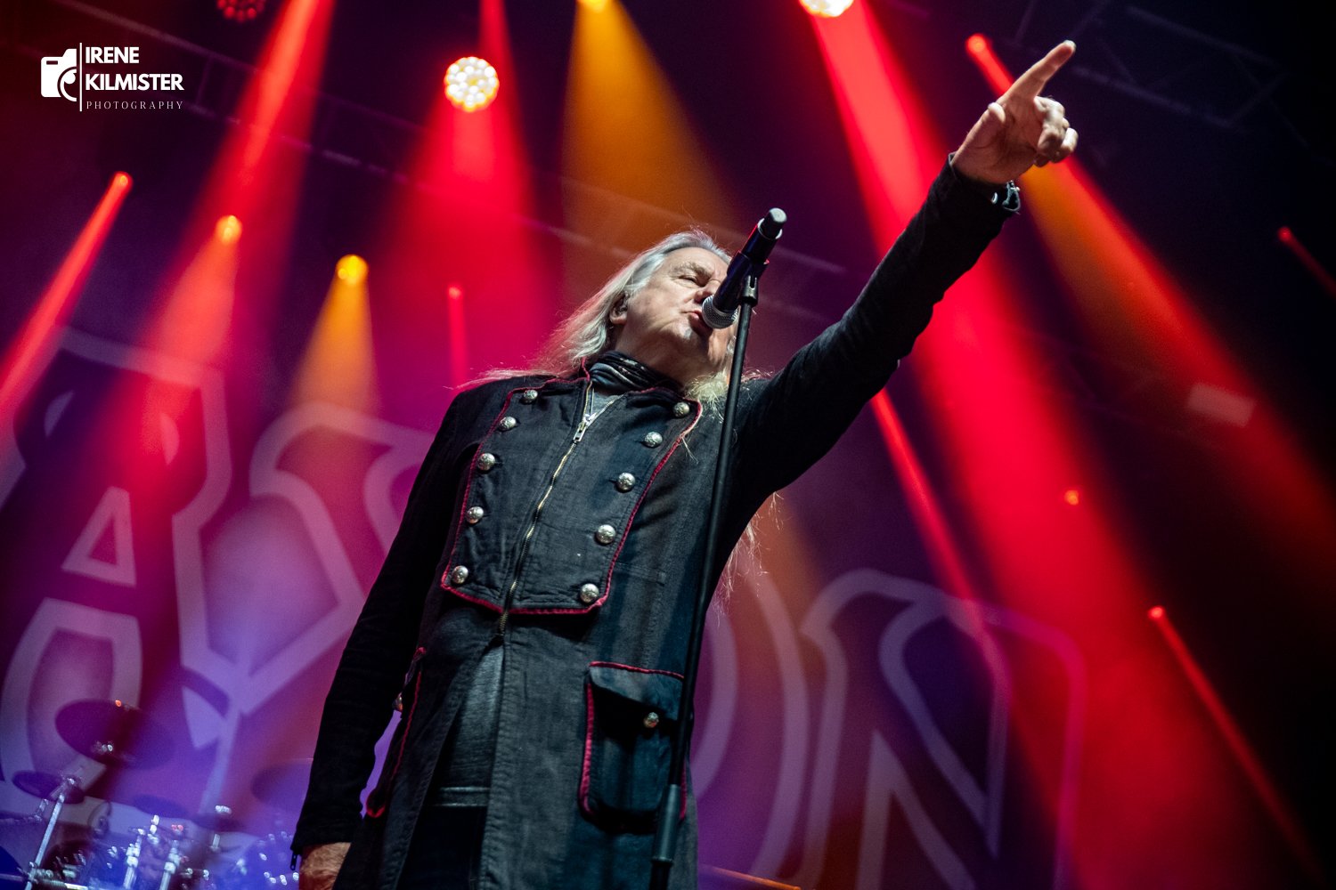 El sold out de Saxon en Barcelona es gloria para la vieja guardia